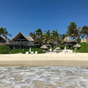 https://luv-tulum.tulum-hotels.net